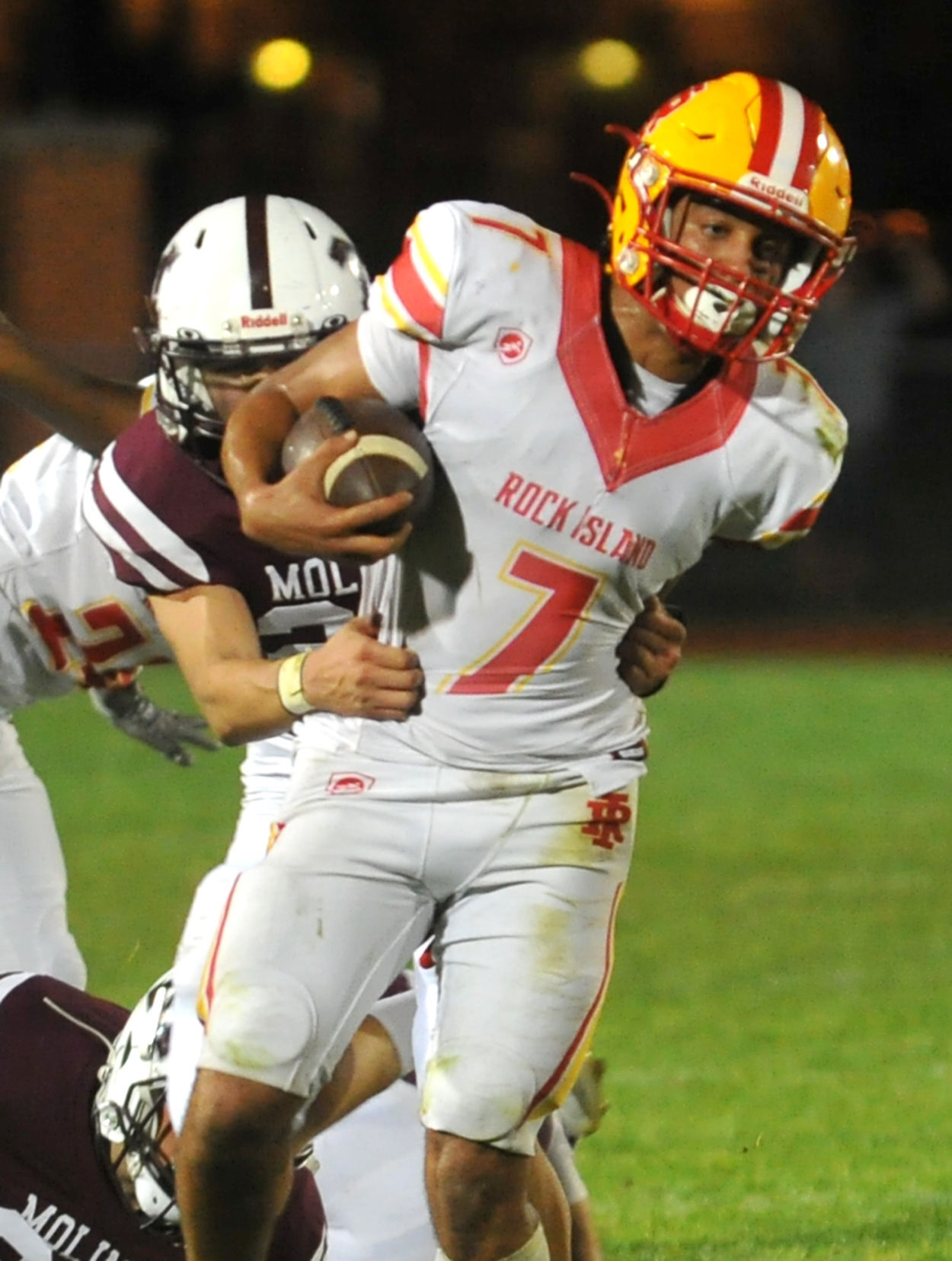 091721-qc-spt-rocky-moline fball-1053